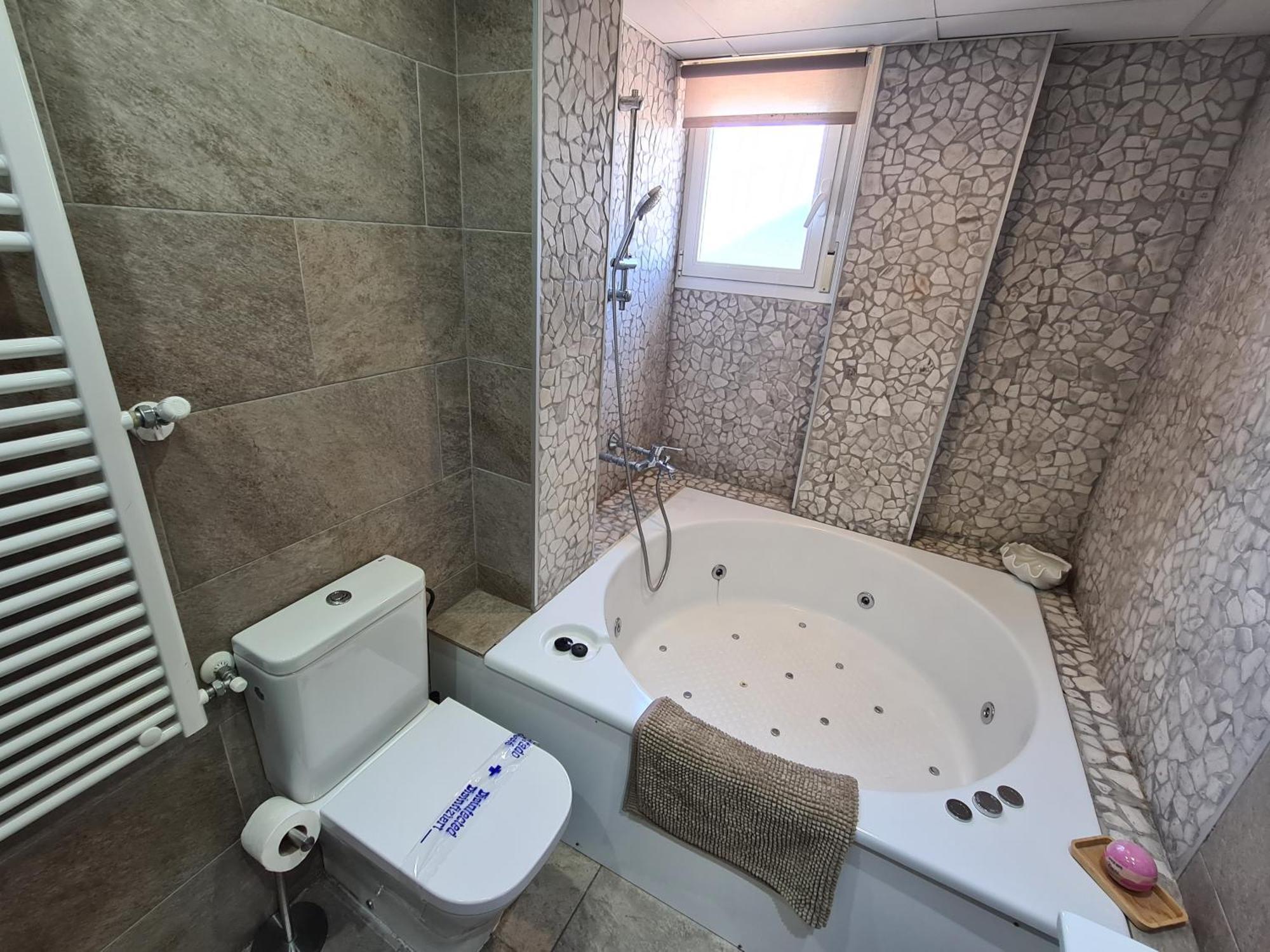 Dos Torres Ribera Play & Relax Con Jacuzzi Y Cine Leilighet Zaragoza Eksteriør bilde
